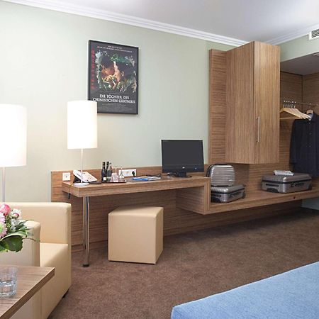 Hotel Central Regensburg Citycentre, Sure Hotel Collection By Best Western Exterior foto