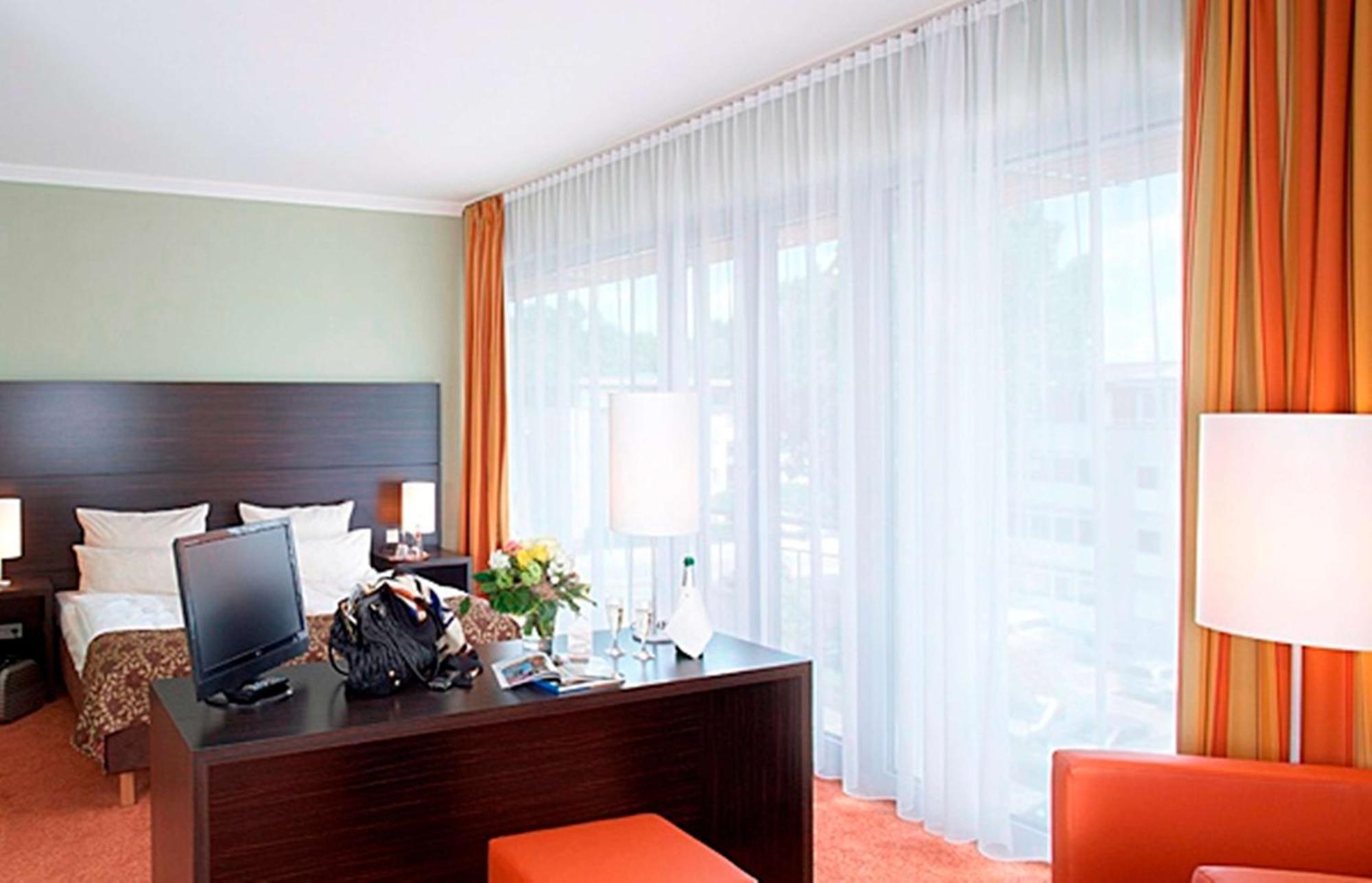 Hotel Central Regensburg Citycentre, Sure Hotel Collection By Best Western Exterior foto