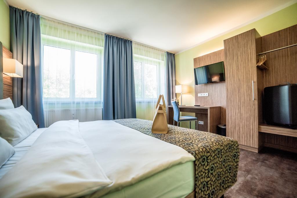 Hotel Central Regensburg Citycentre, Sure Hotel Collection By Best Western Exterior foto